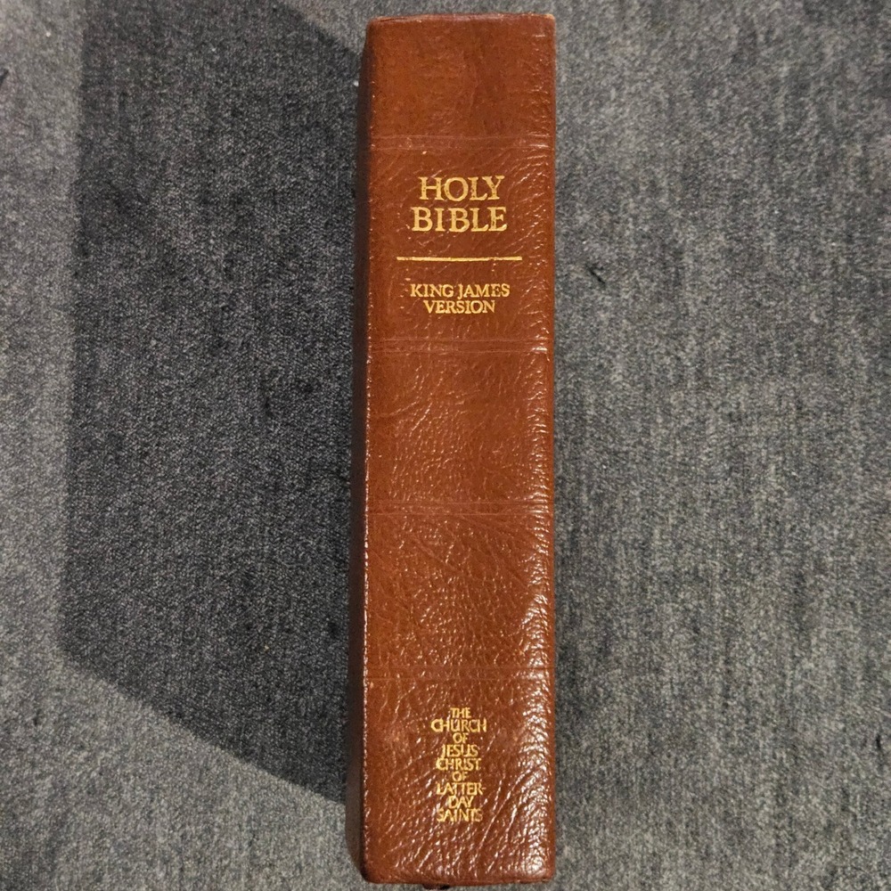 LDS Holy Bible King James Version Brown Faux Leather 1979 - Picture 10 of 10